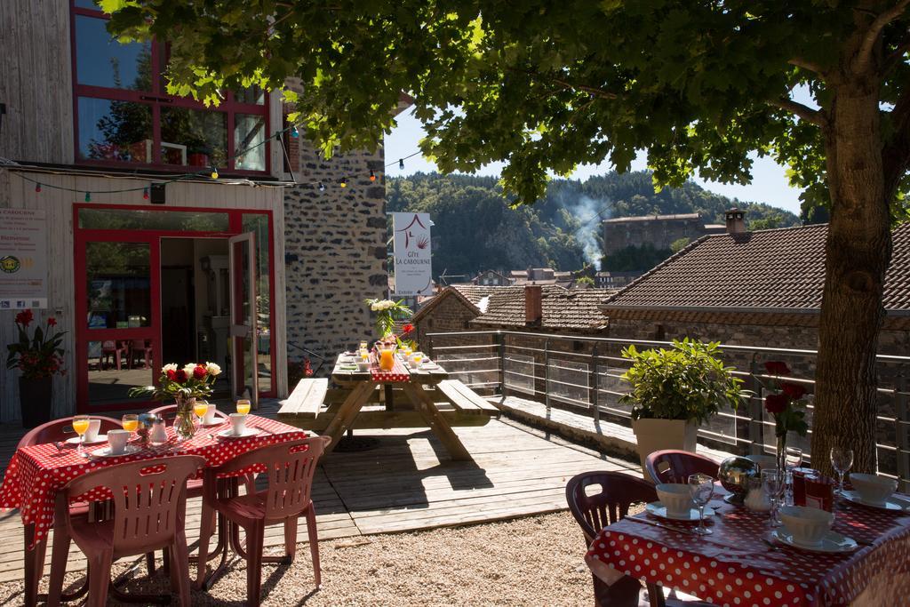 Gite-Hôtel La Cabourne Saint-Privat-dʼAllier Extérieur photo